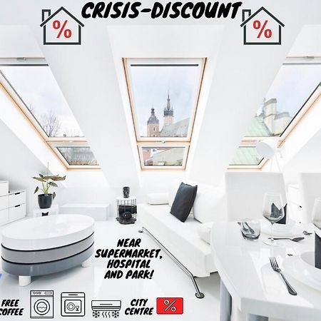 크라쿠프 Unique Design Loft In Middle Of Centre Of Old Town With Netflix 아파트 외부 사진